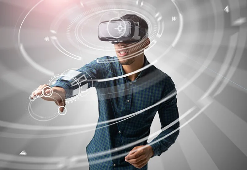 The Metaverse Revolution: Bringing Immersive Technologies to Fruition 